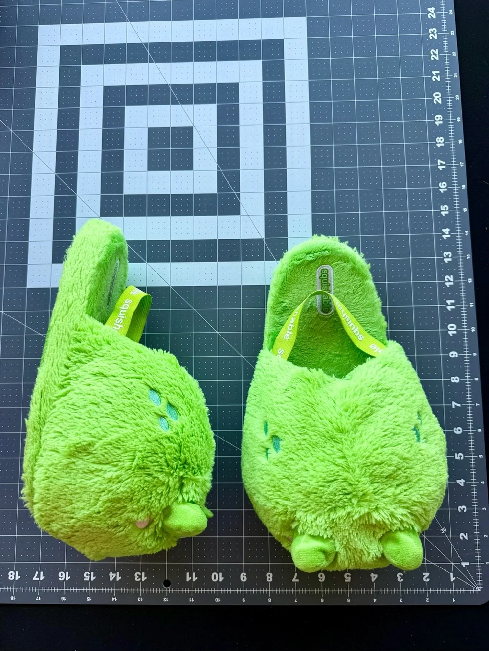 Squishable Frog Slippers * One Size Fits Most * Eye Missing Replacement